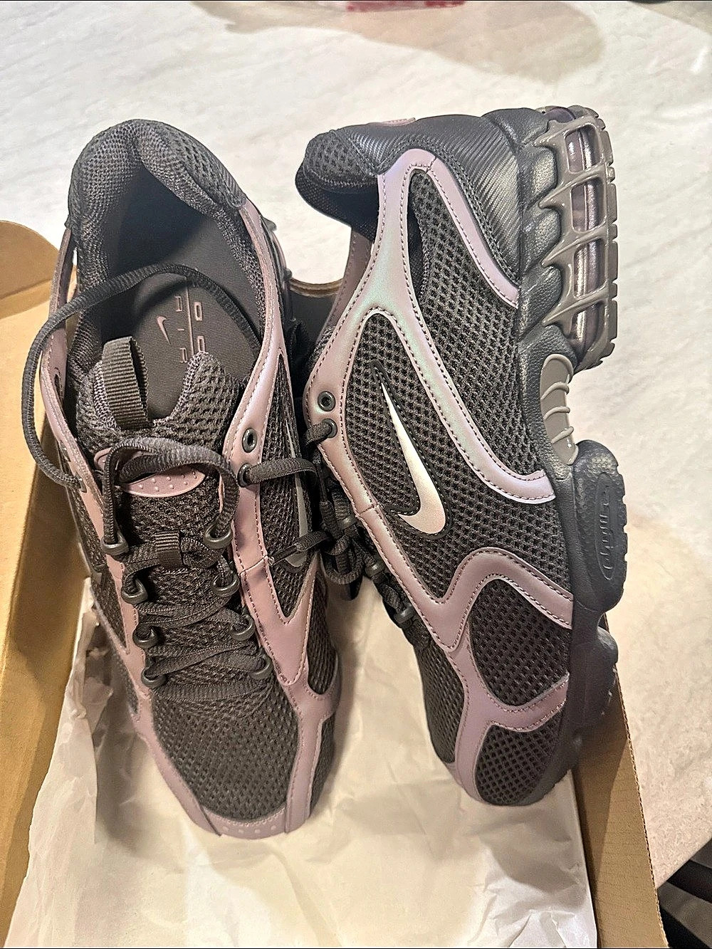 Nike Air Zoom Spiridon Cage 2 Athletic Shoes Gray & Pink US 11